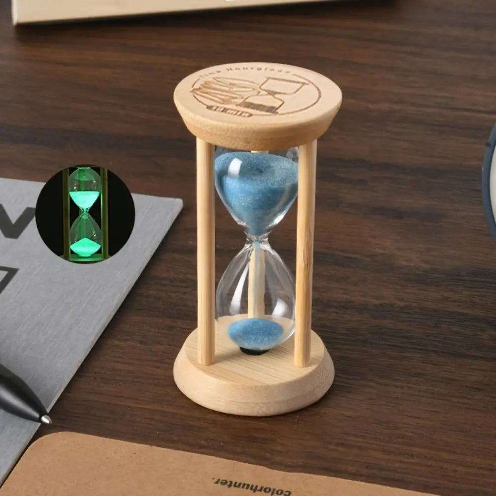 Leuchtende Sanduhr, Aus Bambus Und Glas