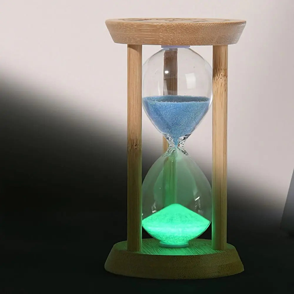 Leuchtende Sanduhr, Aus Bambus Und Glas