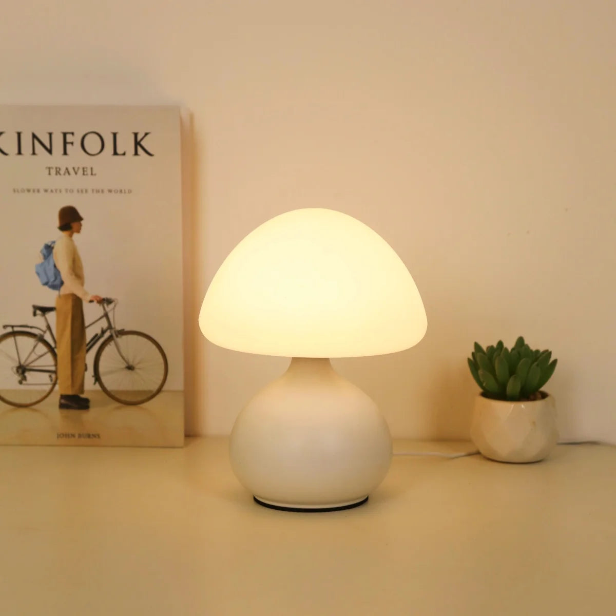 Moderne Minimalistische Pilz-Tischlampe, 3 Farben Dimmbar