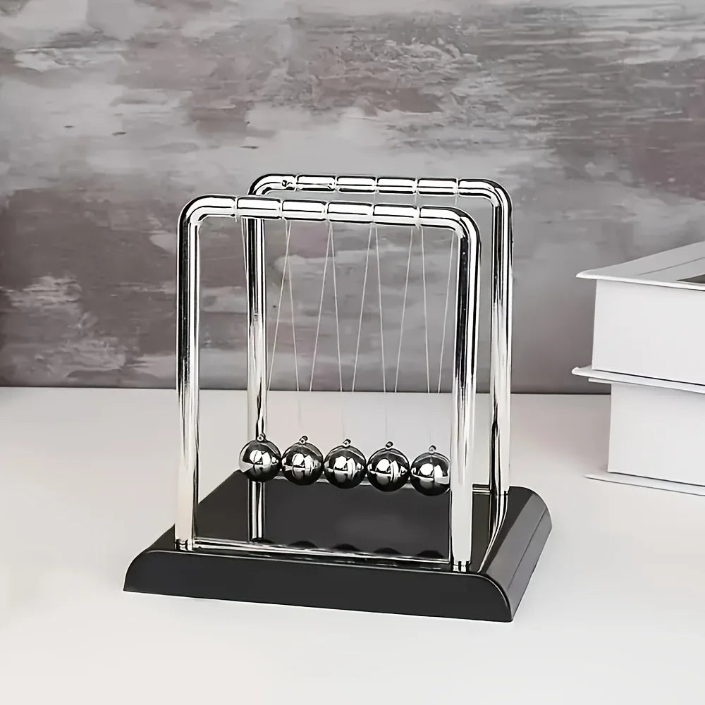 Modernes Newton-Pendel Aus Metall, Büro-Deko
