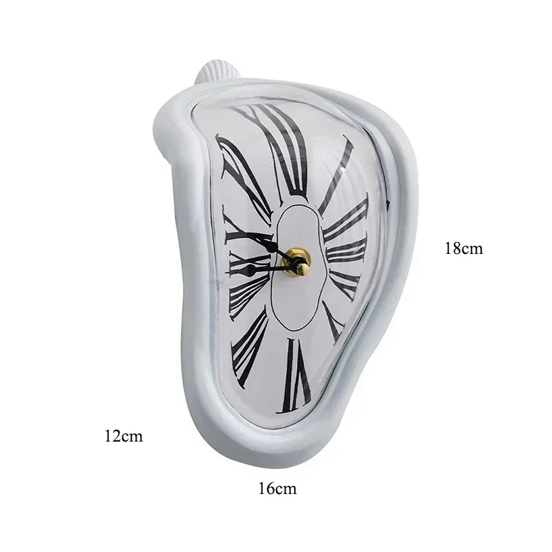 Surreale Schmelzende Wanduhr, Salvador-Dali-Stil